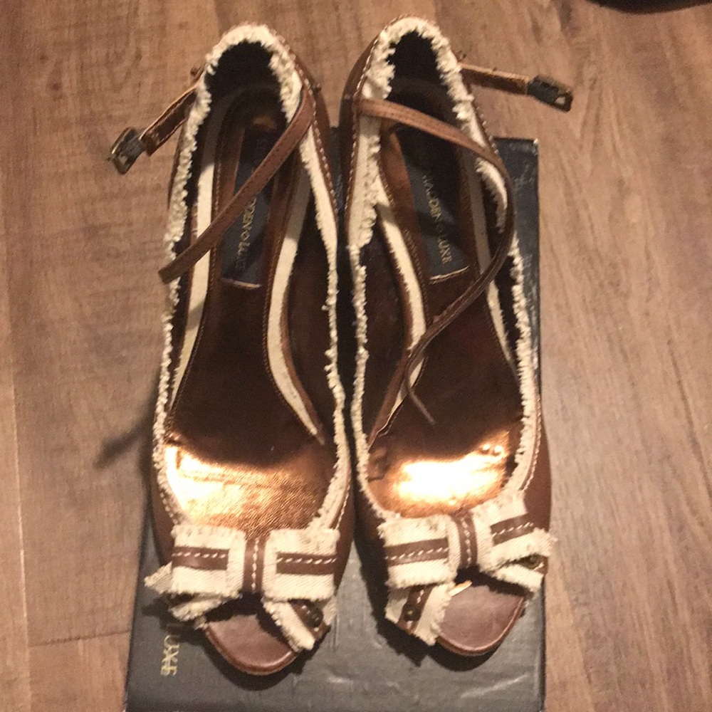 Steve Madden contrast heels